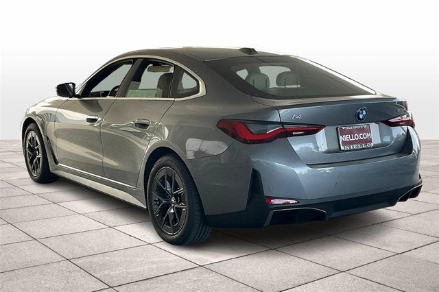 2025 BMW i4 eDrive40