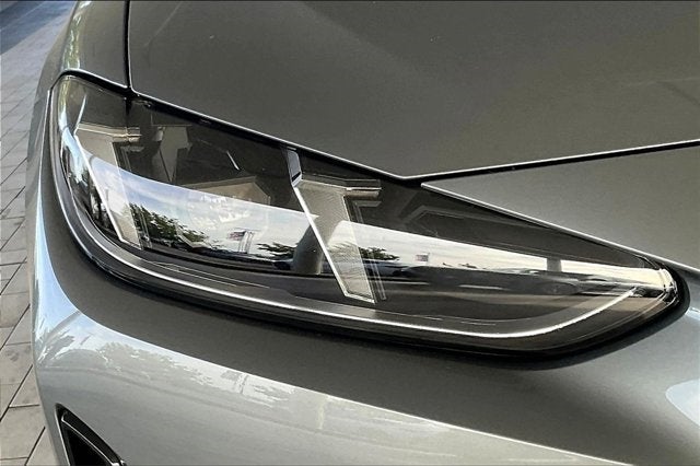 2025 BMW i4 eDrive40