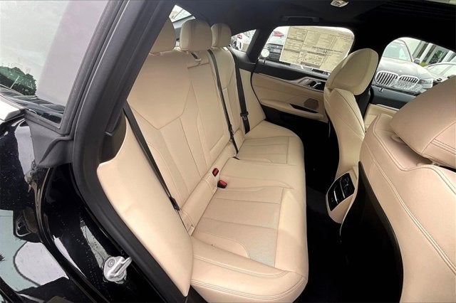 2025 BMW i4 eDrive40