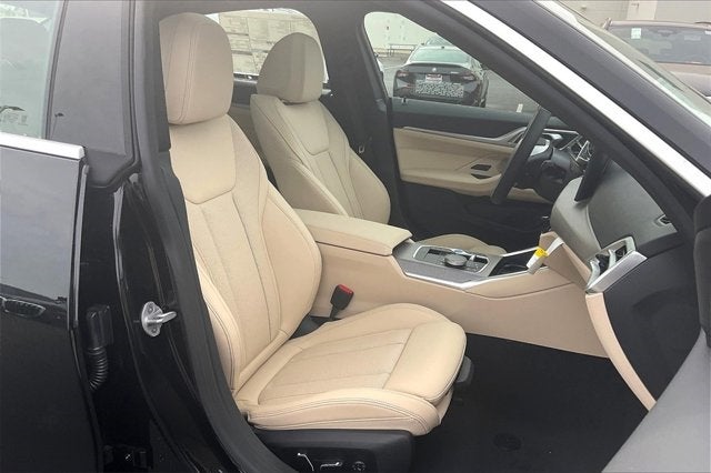 2025 BMW i4 eDrive40