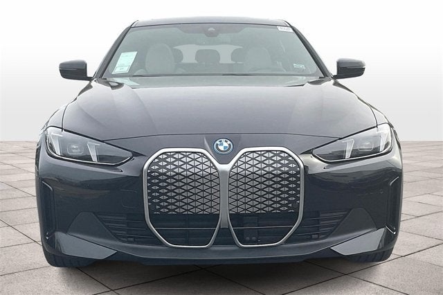 2025 BMW i4 eDrive40