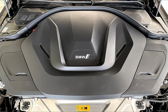 2025 BMW i4 eDrive40