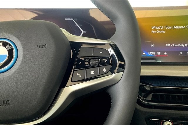 2025 BMW i4 eDrive40