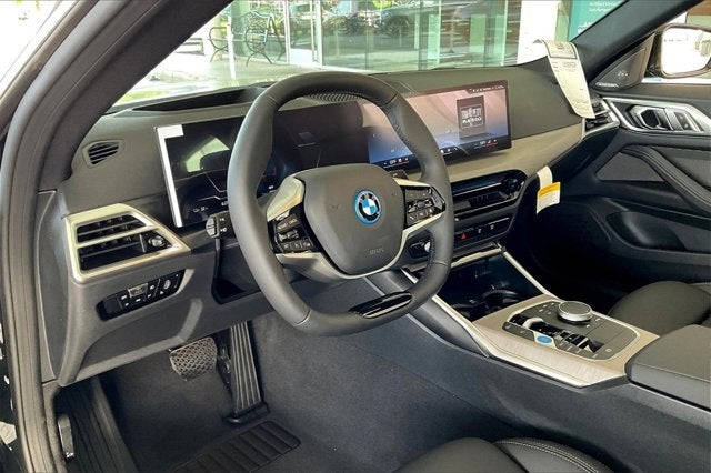 2025 BMW i4 eDrive40