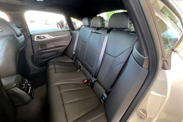 2025 BMW i4 eDrive40