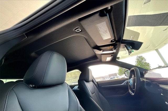 2025 BMW i4 eDrive40