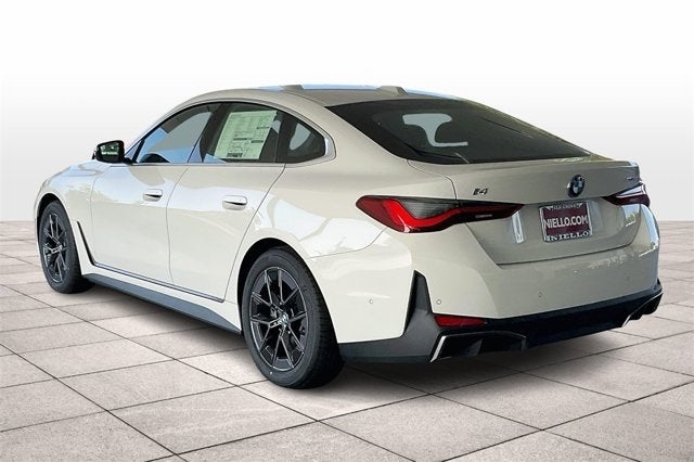 2025 BMW i4 eDrive40