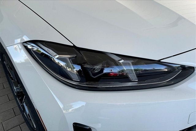 2025 BMW i4 eDrive40