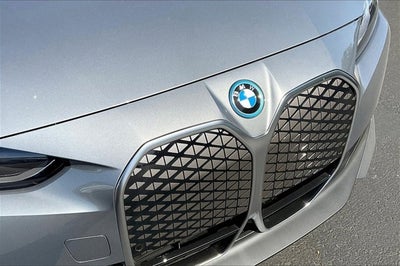 2025 BMW i4 eDrive40