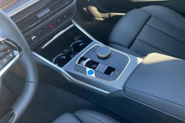 2025 BMW i4 eDrive40