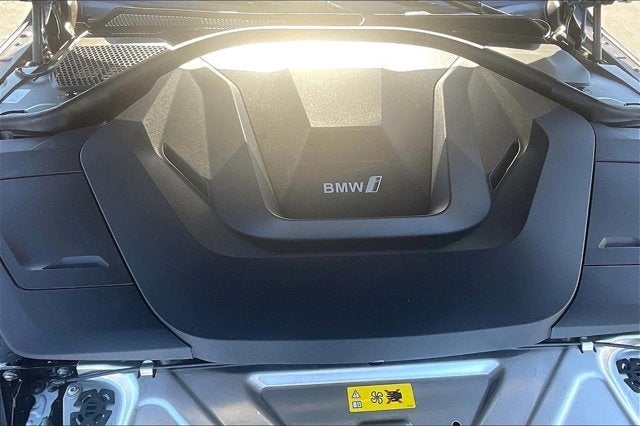 2025 BMW i4 eDrive40