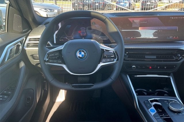 2025 BMW i4 eDrive40