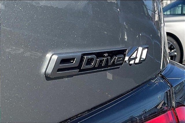 2025 BMW i4 eDrive40