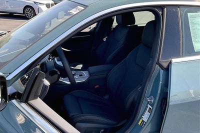 2025 BMW i4 eDrive40