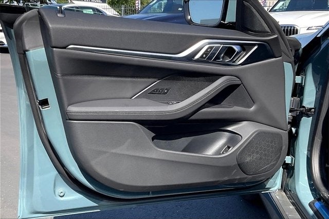 2025 BMW i4 eDrive40