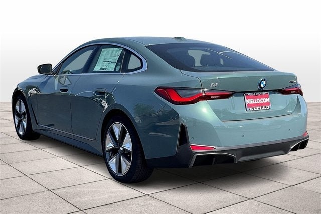 2025 BMW i4 eDrive40