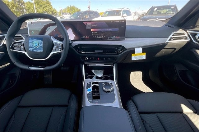 2025 BMW i4 eDrive40