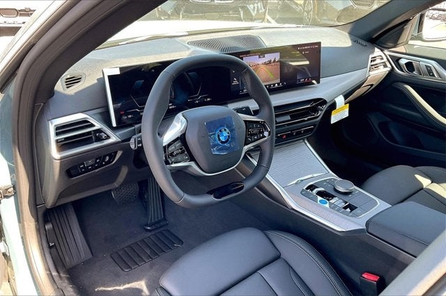 2025 BMW i4 eDrive40