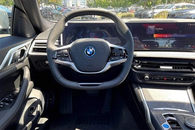 2025 BMW i4 eDrive40