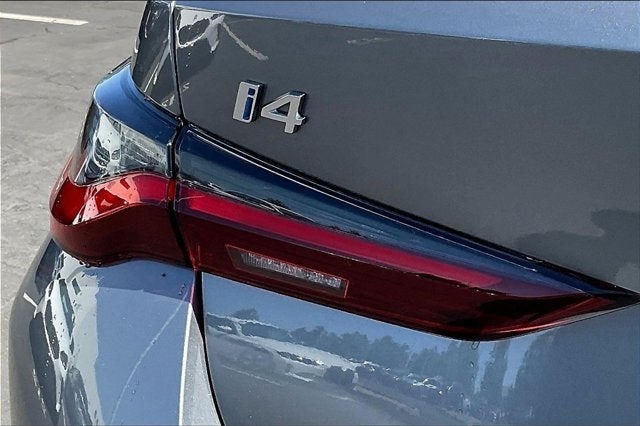 2025 BMW i4 eDrive40