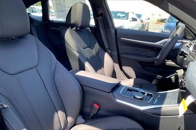 2025 BMW i4 eDrive40