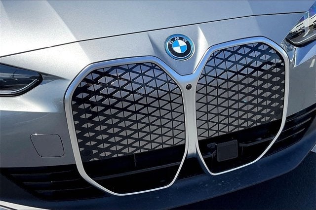 2025 BMW i4 eDrive40