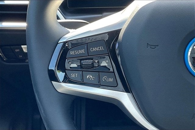 2025 BMW i4 eDrive40