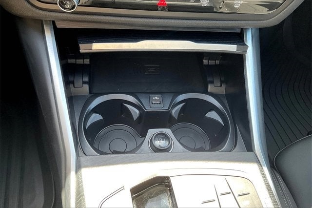 2025 BMW i4 eDrive40