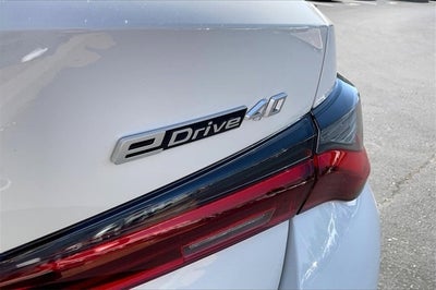 2025 BMW i4 eDrive40