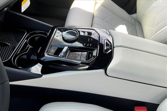 2024 BMW i5 eDrive40