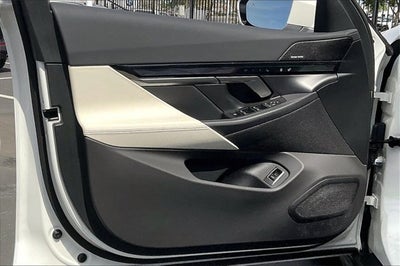 2024 BMW i5 eDrive40