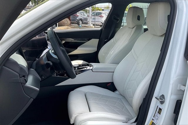 2024 BMW i5 eDrive40