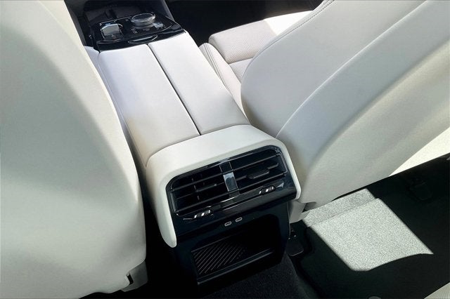 2024 BMW i5 eDrive40