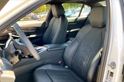 2024 BMW i5 eDrive40