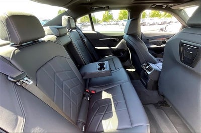 2024 BMW i5 eDrive40