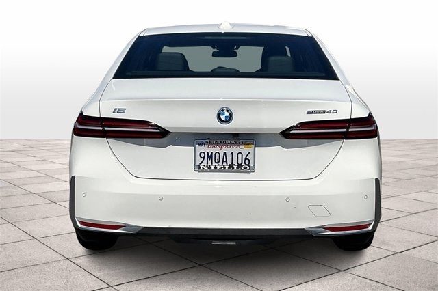 2024 BMW i5 eDrive40