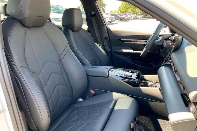 2024 BMW i5 eDrive40