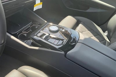 2025 BMW i5 eDrive40