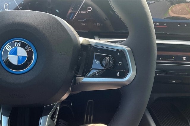 2025 BMW i5 eDrive40