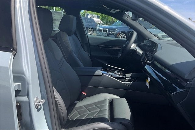 2025 BMW i5 eDrive40