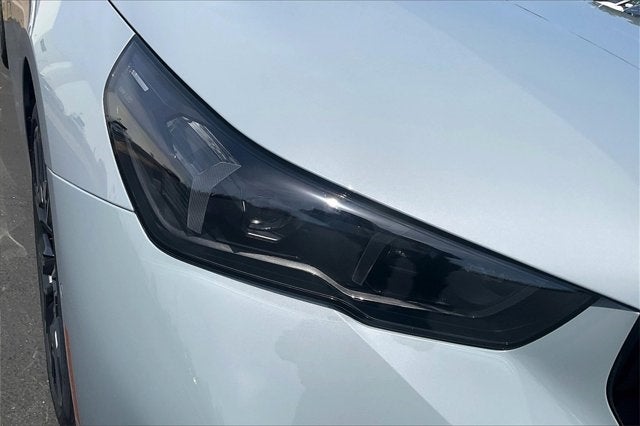 2025 BMW i5 eDrive40