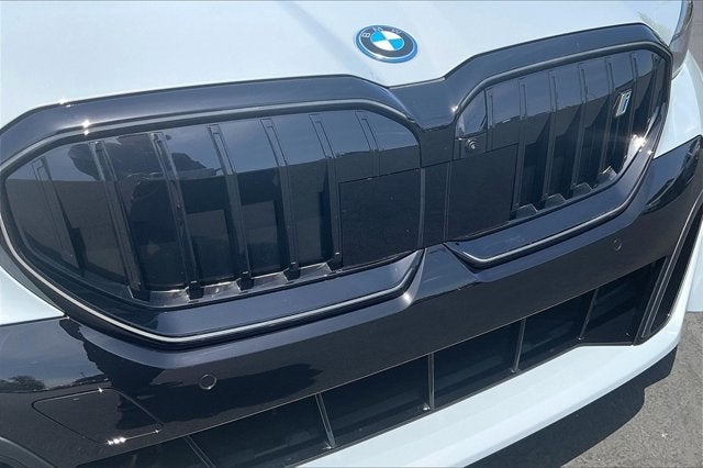 2025 BMW i5 eDrive40