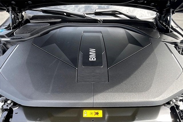 2025 BMW i5 eDrive40