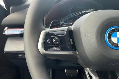 2025 BMW i5 eDrive40