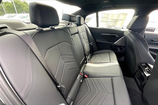 2025 BMW i5 eDrive40