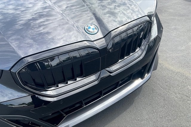 2025 BMW i5 eDrive40