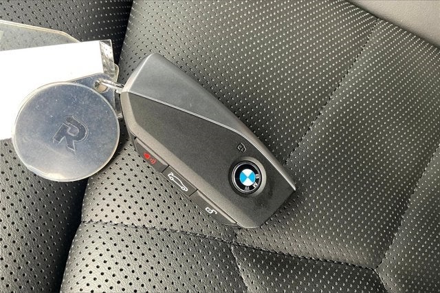 2025 BMW i5 eDrive40