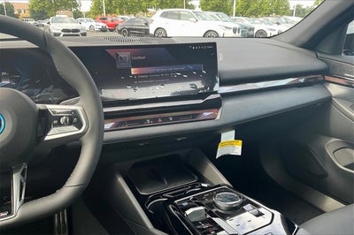 2025 BMW i5 eDrive40