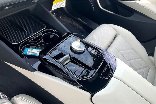 2025 BMW i5 eDrive40