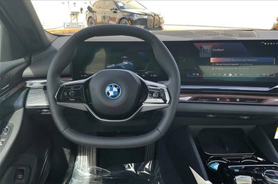 2025 BMW i5 eDrive40
